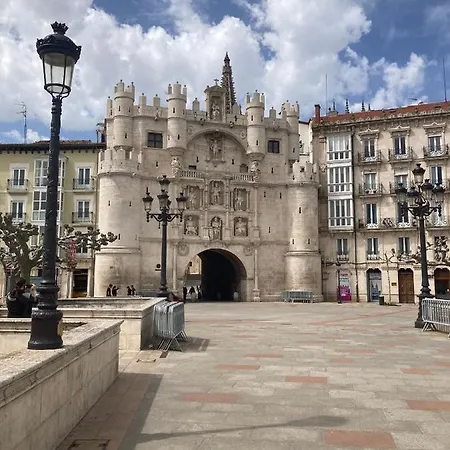 Apartmán El Farolillo De La Catedral Vivienda De Uso Turistico Vut 9/251 Burgo